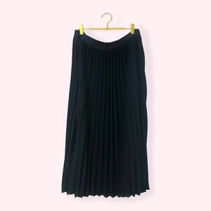 a new day Black Midi Pleated Skirt